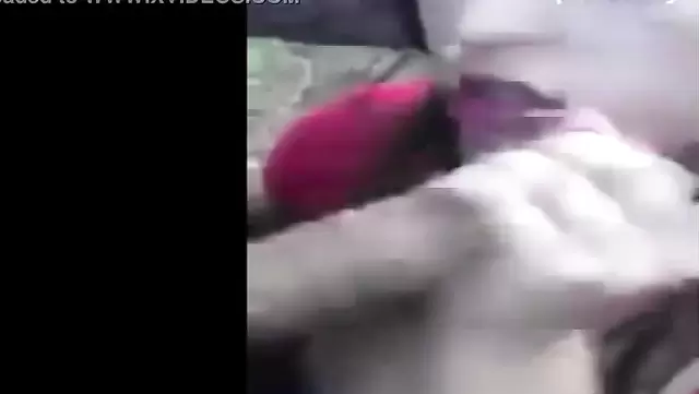 Аланская девушка делает минет на природе
